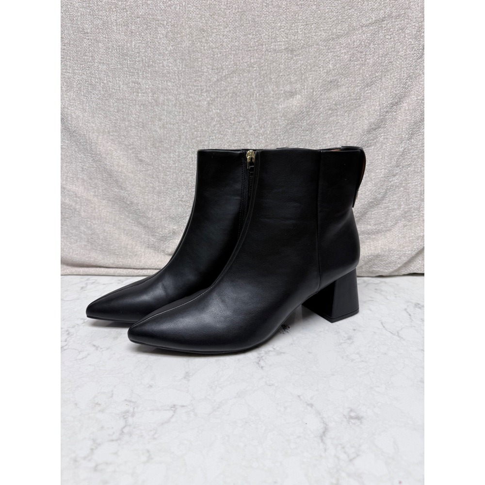 Aerosoles Womens Black Leather Pointed Toe Block Heel Ankle Boots Size 9